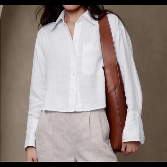 Banana Republic Tops - Banana Republic White Linen Button-Up Shirt